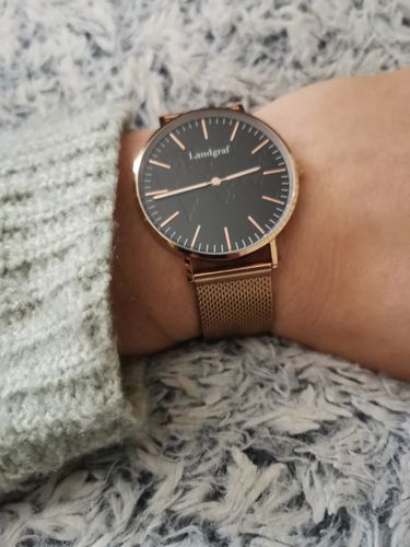 Customer photo review of World Edition Rosé Gold Black Influencer
