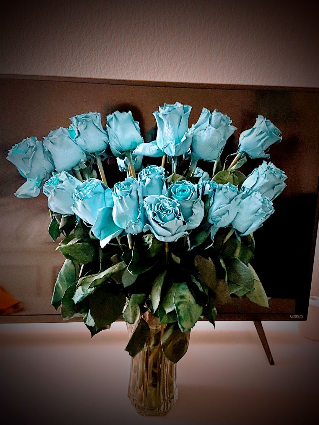 Customer photo review of Tinted Turquoise Roses