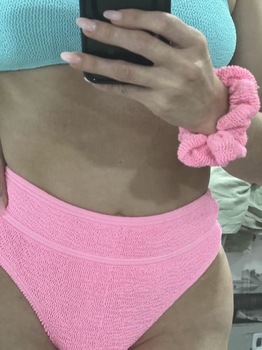 Customer photo review of Turks And Caicos High-Waisted Full One Size Bikini BOTTOM ONLY