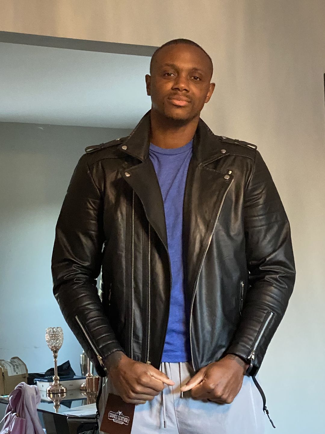 Customer photo review of New Men's Genuine Leather Jacket Black Slim fit Biker Motorcycle jacket