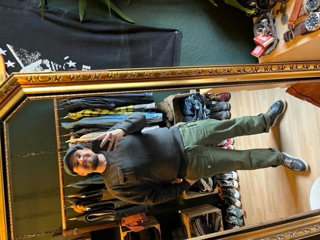 Customer photo review of 1943 British Army KD & JG Gurkha Bermuda Pants - Olive