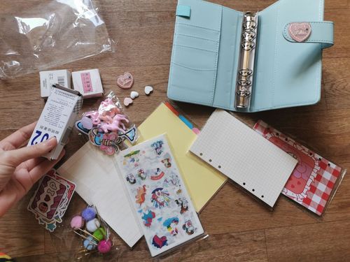 Customer photo review of Kawaii Dream Stationery Gift Set