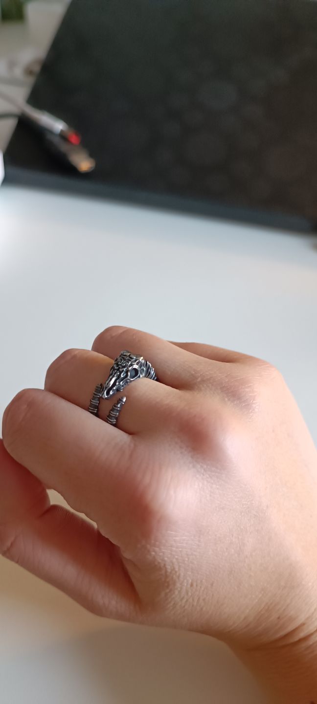 Customer photo review of HORNED.