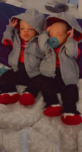 Customer photo review of Hand-Made Baby Jumpshot 11