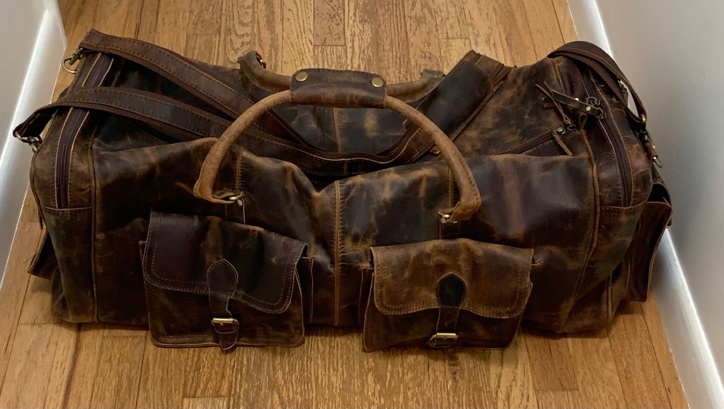 Customer photo review of Large Hunter Buffalo Leather Duffel Bag