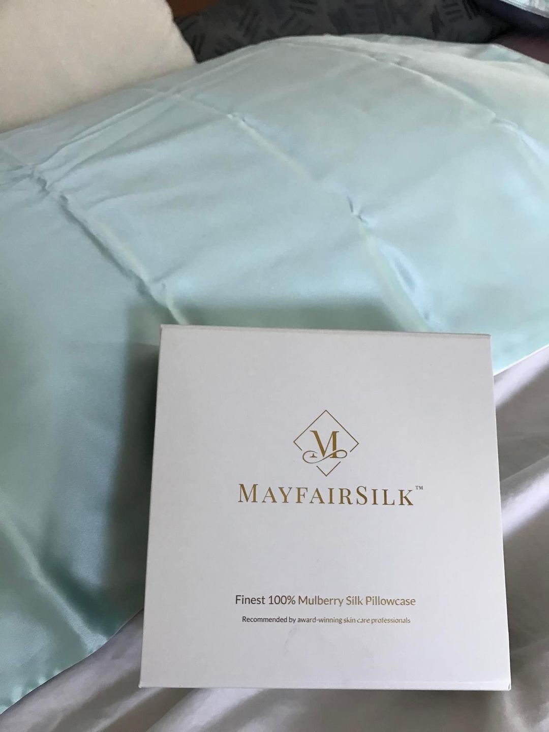 Customer photo review of Teal Breeze Pure Silk Pillowcase