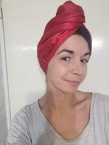 Customer photo review of PREMIUM TURBAN MAGENTA / BLACK