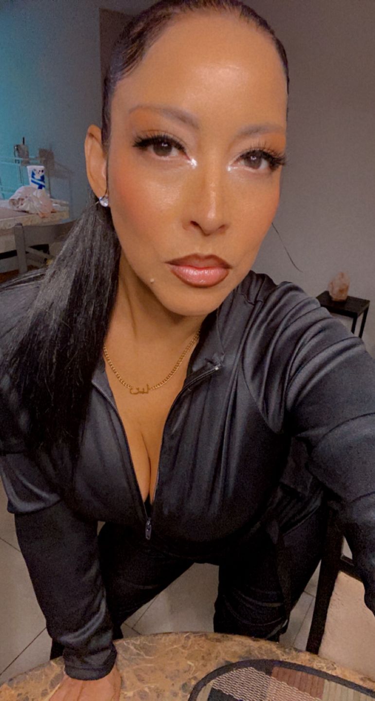 Customer photo review of Arabic Name Necklace