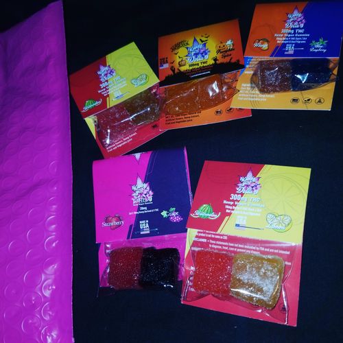 Customer photo review of Delta 9 THC Gummies Sample 10-Pack Variety 150 MG Delta 9 THC