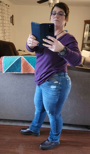 Customer photo review of Judy Blue Seeing Rainbows Cropped Jeans