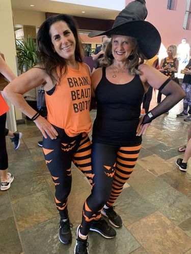 Customer photo review of Gloom Elite Leggings