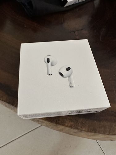 Customer photo review of AirPods 3 Generación