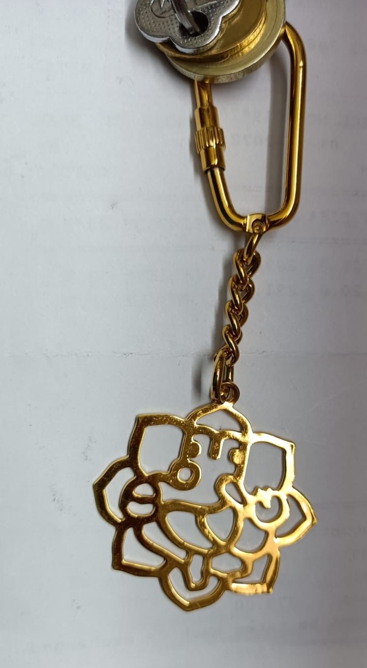 Customer photo review of Keychain Ganesha - Goldplated