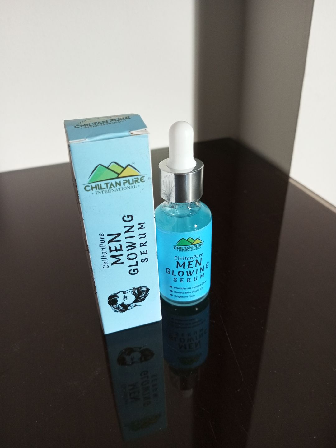 Customer photo review of Men Glowing Serum – Brightens Complexion, Boosts Skin’s Elasticity, Provides an Irresistible Glow to Skin 30ml