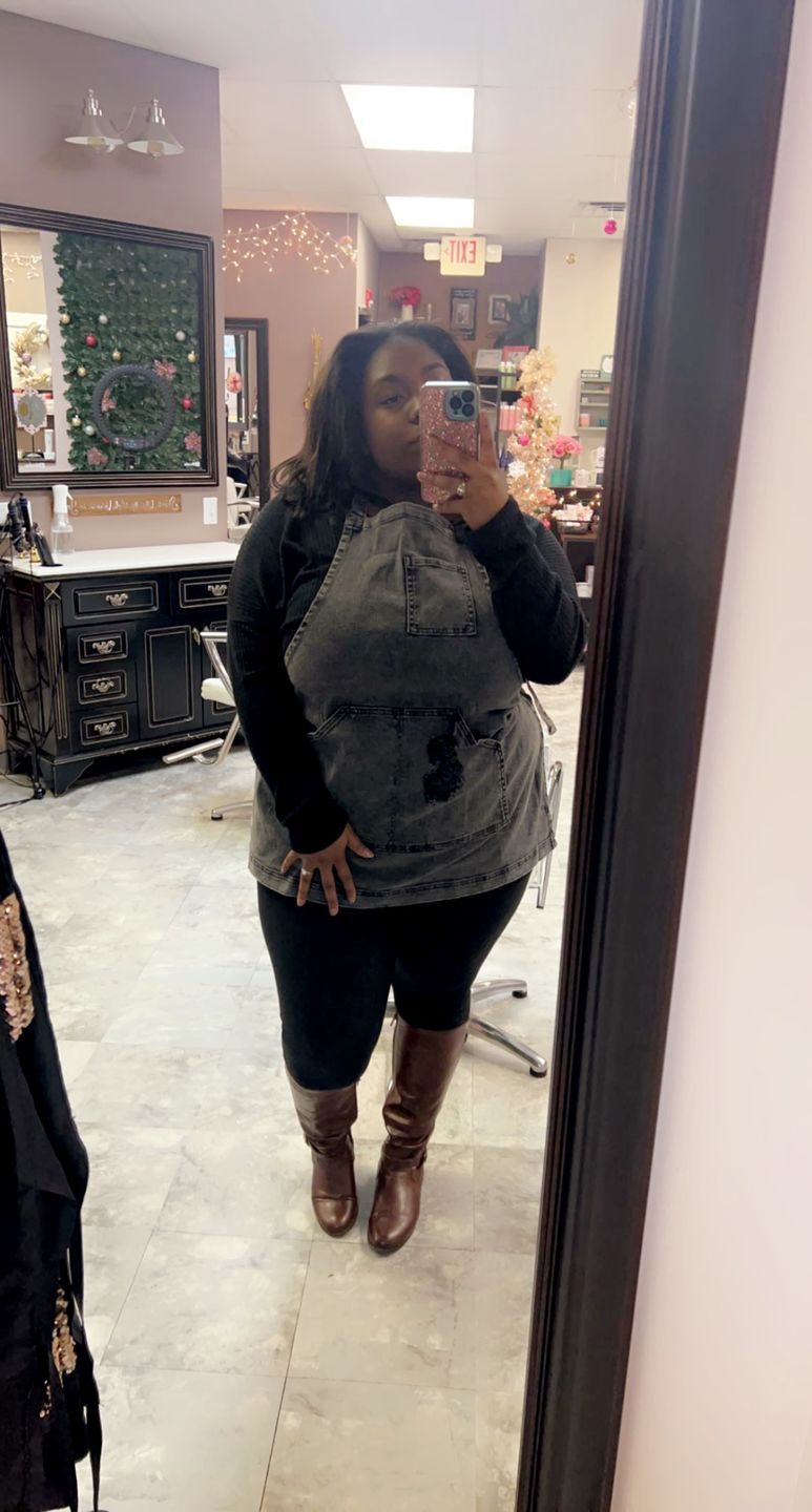 Customer photo review of Black Acid Washed Denim Apron