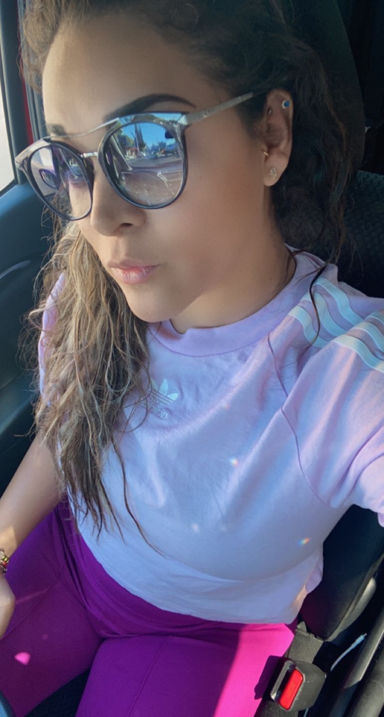 Customer photo review of Piercing de Luna Azul