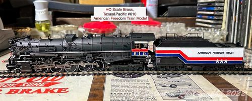 Customer photo review of BLI 7245 T&P 2-10-4, #610, American Freedom Train, Paragon4 Sound/DC/DCC, HO