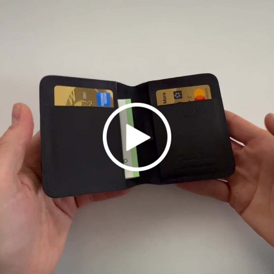 Customer video review of Magstar slim wallet without coin pocket