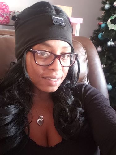 Customer photo review of CozyBand Wireless Headphones