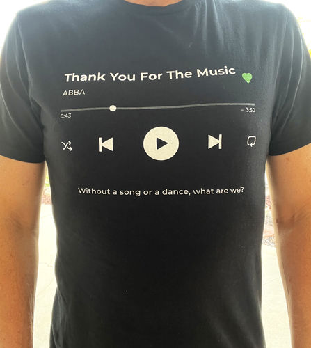 Customer photo review of Your Favorite Song T-Shirt Music Player