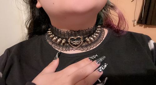 Customer photo review of Knotted Heart Lace Choker