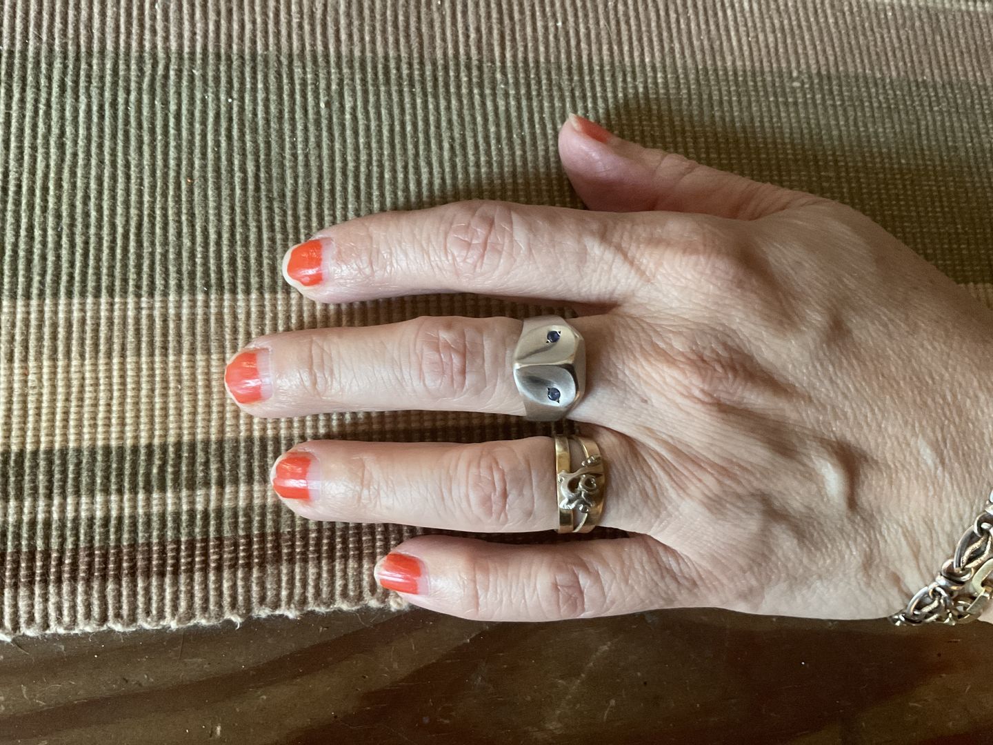 Customer photo review of Owl Ring with Sapphire Eyes