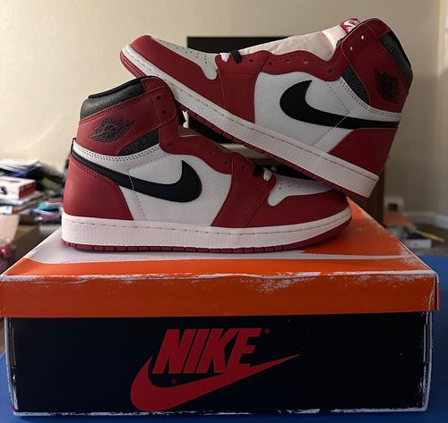 Customer photo review of Jordan 1 Retro High OG Lost & Found