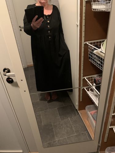 Customer photo review of Gładka sukienka midi z guzikami