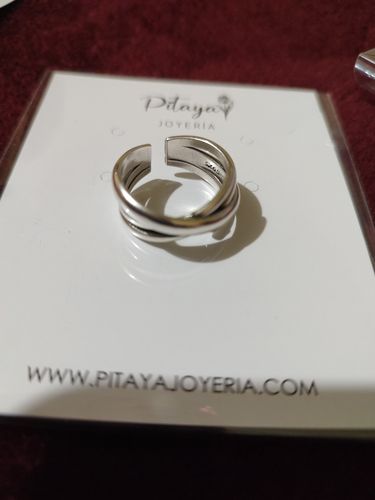 Customer photo review of Anillo Retro Trenzado