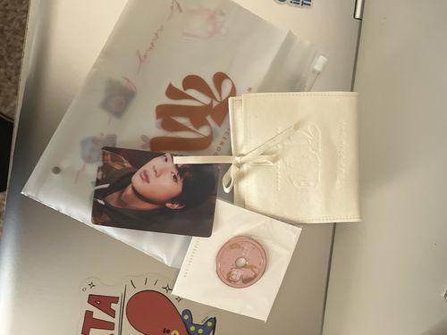 Customer photo review of BTS Jhope Floral Necklace