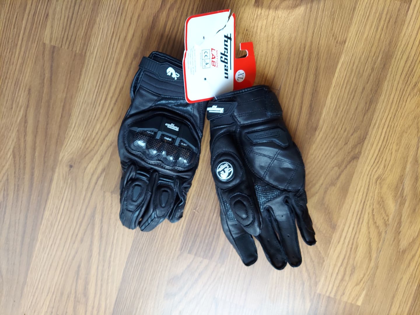 Customer photo review of Racing Leather Gloves