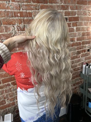 Customer photo review of Full Shine Hand Tied Weft Hair Extensions 100% Virgin Human Highlights (#19/60)