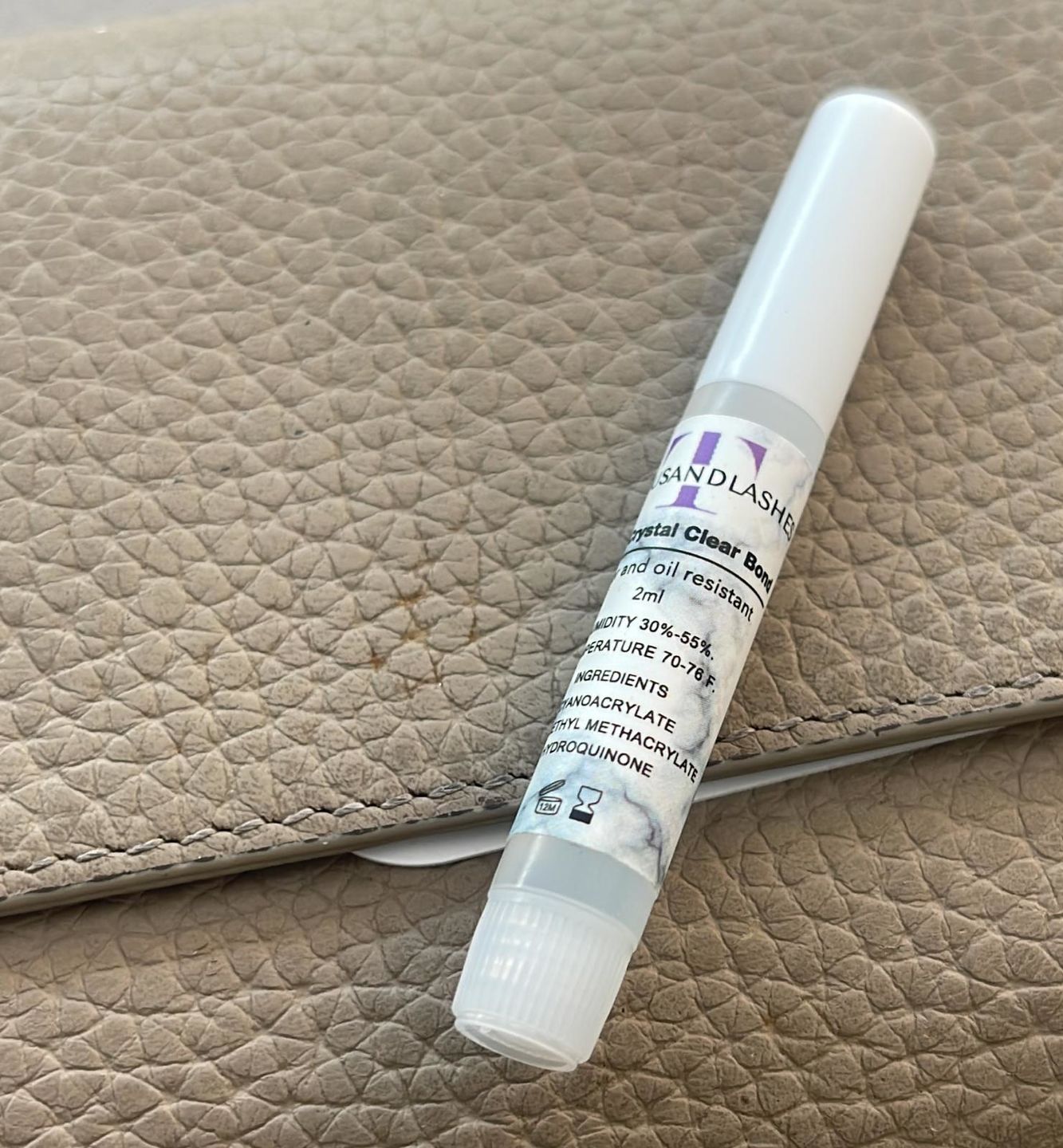 Customer photo review of LASH ADHESIVE SAMPLE