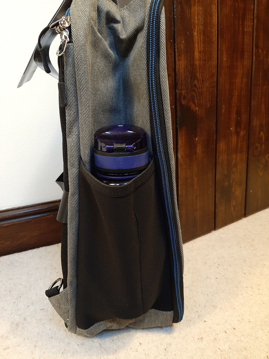 Customer photo review of Manhattan Backpack 30L - 45x36x20cm - Flies For Free On Easyjet