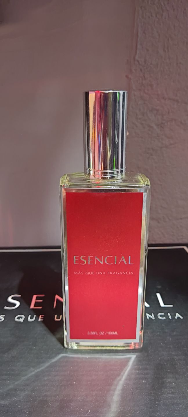 Customer photo review of H185 Inspirado en: Spicebomb - Viktor & Rolf