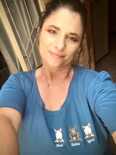 Customer photo review of CUTE DOGS CUSTOM TEE