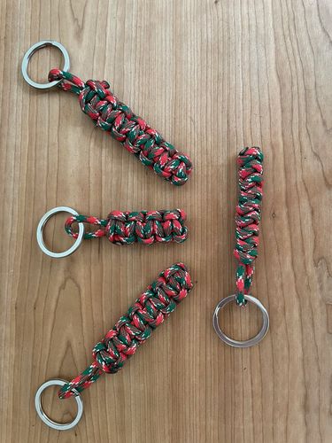 Customer photo review of Holly Jolly Paracord