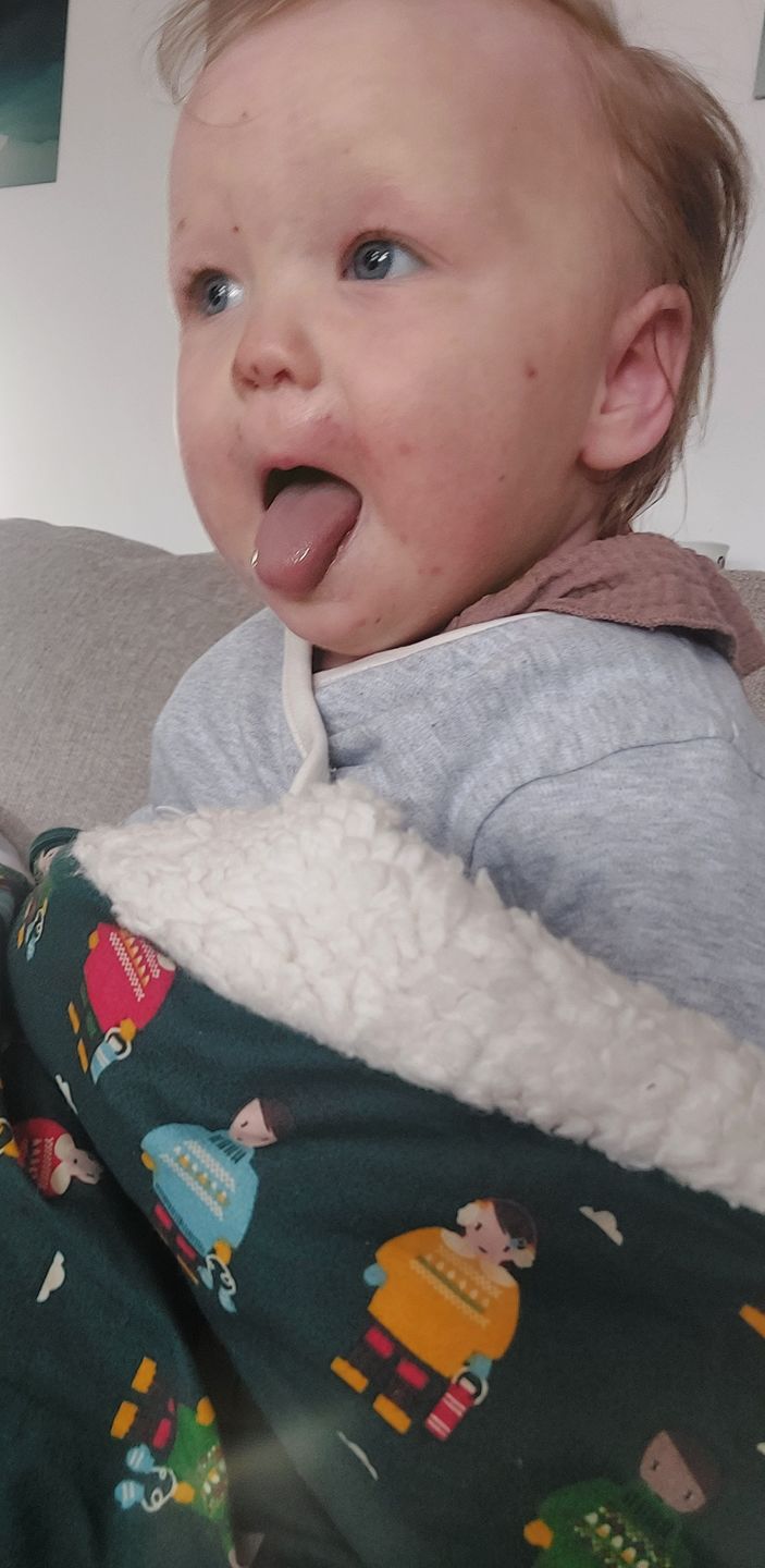 Customer photo review of Nordic Friends Blanket