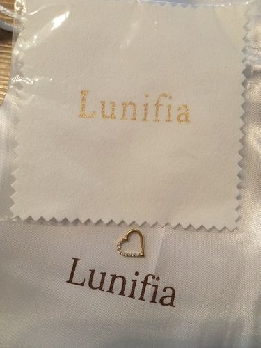 Customer photo review of Le piercing Inaya - coeur en titane ASTM F136