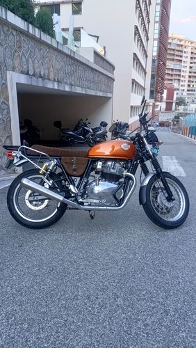 Customer photo review of Housse de Selle CONFORT cuir Brun pour Royal Enfield Interceptor 650