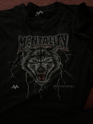 Customer photo review of MENTALITY WOLF TEE - VINTAGE TEE