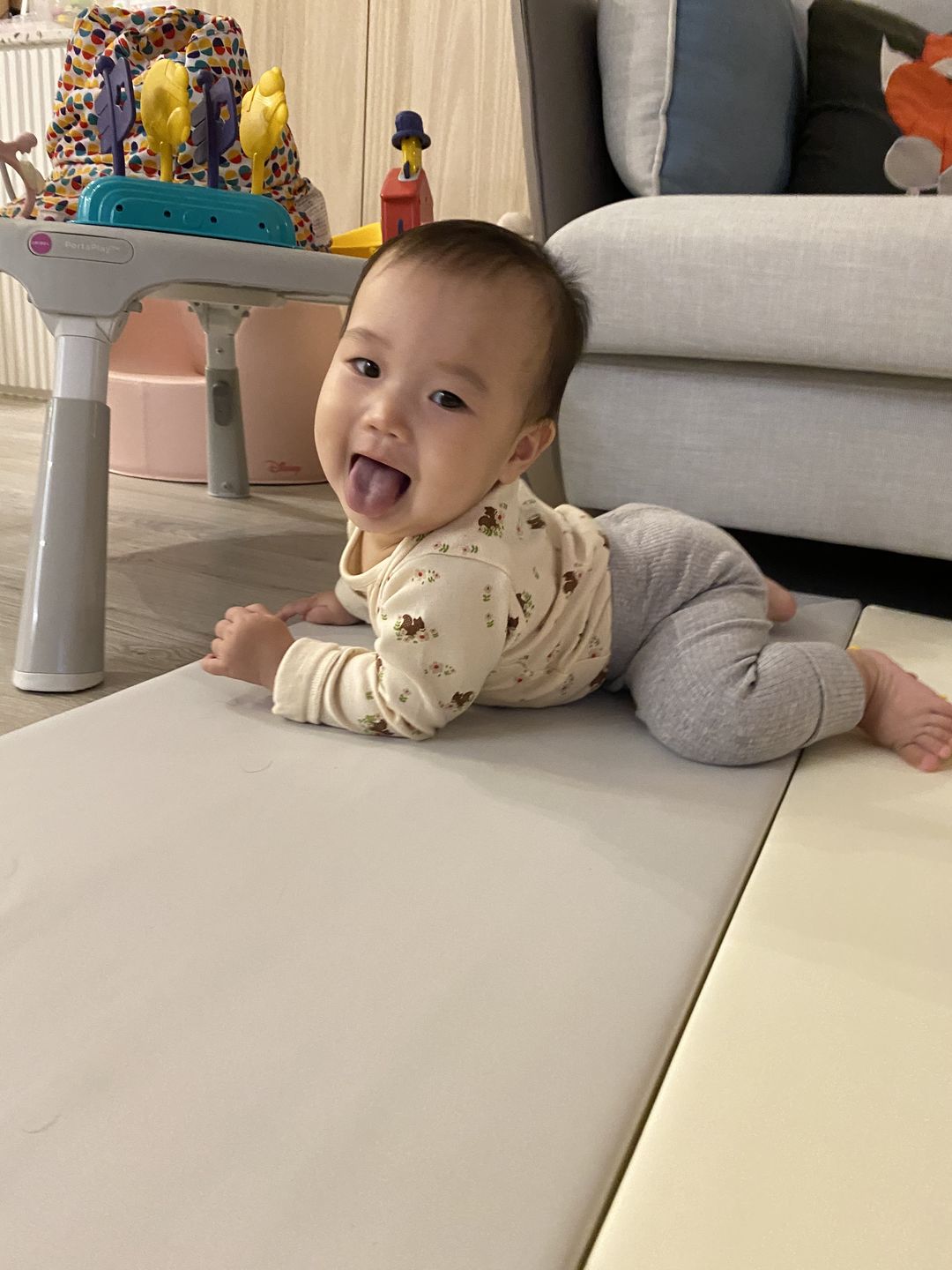 Customer photo review of Autumn Squirrel Organic Baby Bodysuit Set