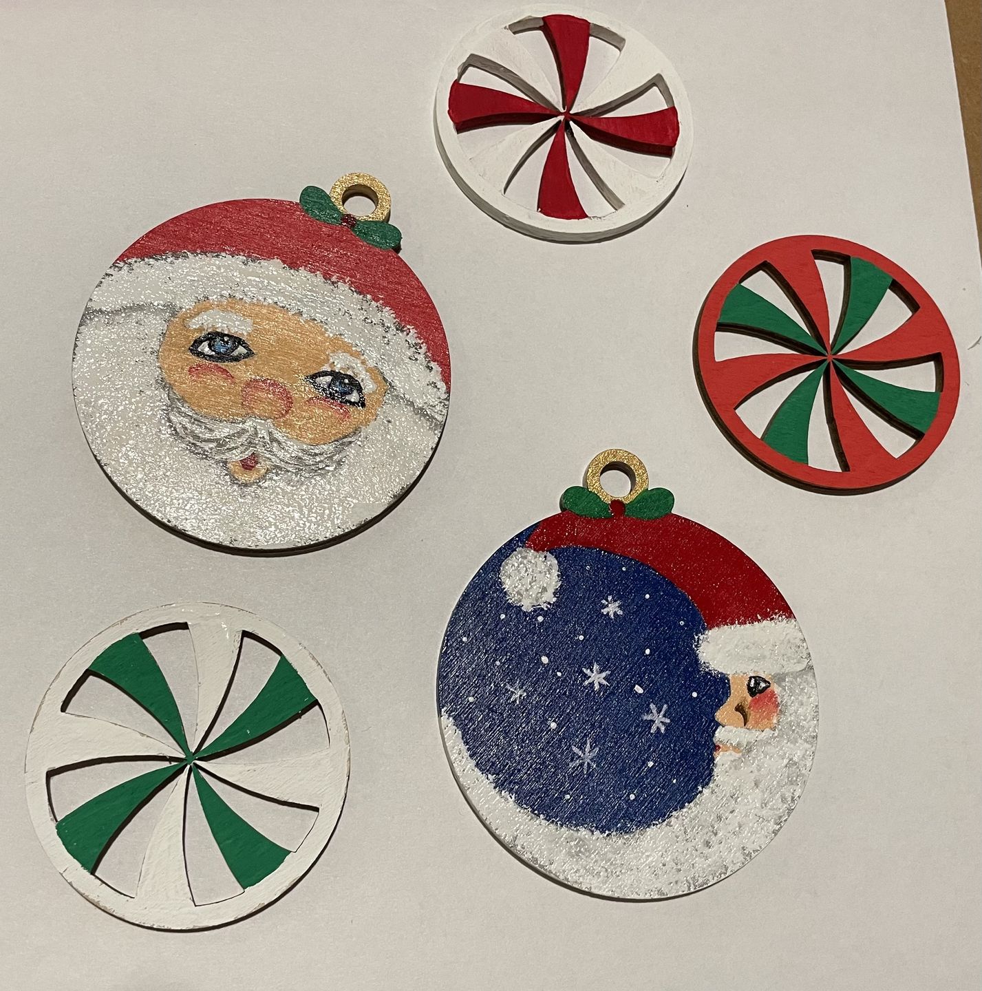 Customer photo review of Unfinished Wood Ornament Christmas Tree Shape - Craft - up to 36" DIY
