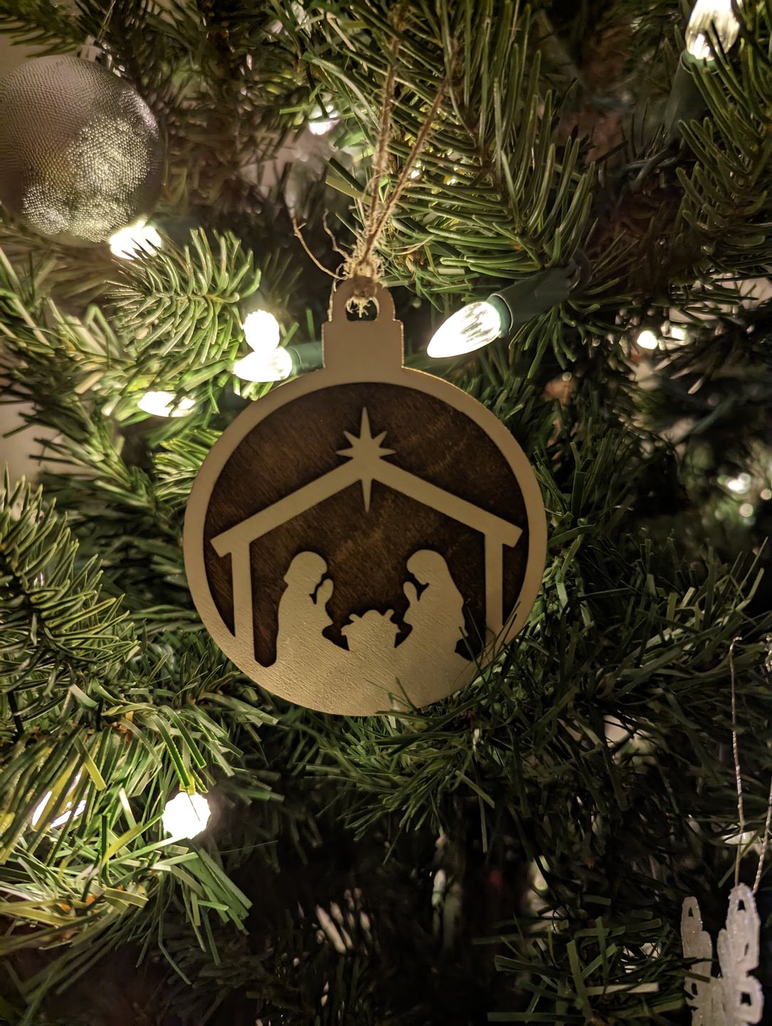 Customer photo review of Wooden Nativity Christmas Ornament Set