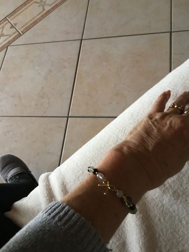 Customer photo review of Bracelet anti-douleur en malachite et pierre de lune | Or fin
