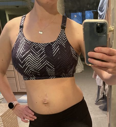 Customer photo review of Ultra Comfort Active Nursing Bra (Midnight Chevron)