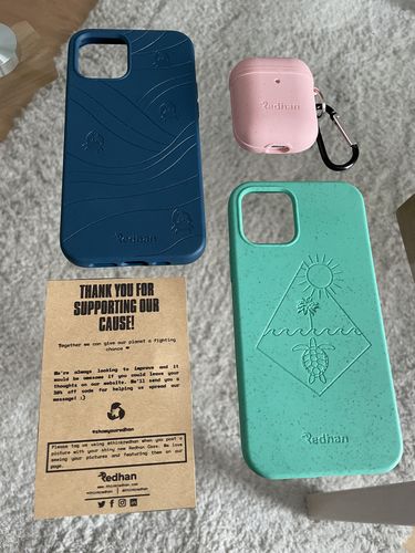 Customer photo review of Turtle 2.0 in Turquoise - iPhone 12 / 12 Pro