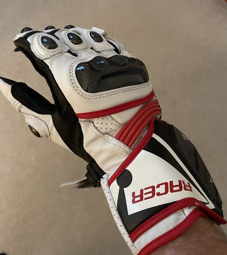 Customer photo review of Hi-Per Glove