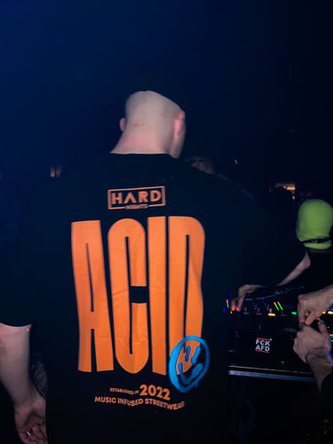 Customer photo review of ACID Oversized Shirt (Backprint)
