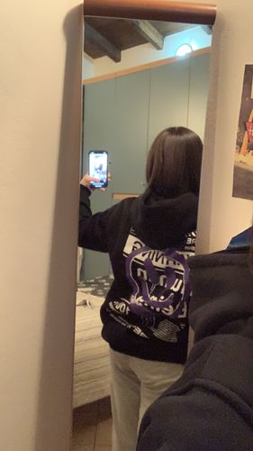 Customer photo review of Felpa Hoodie Notre Human Being